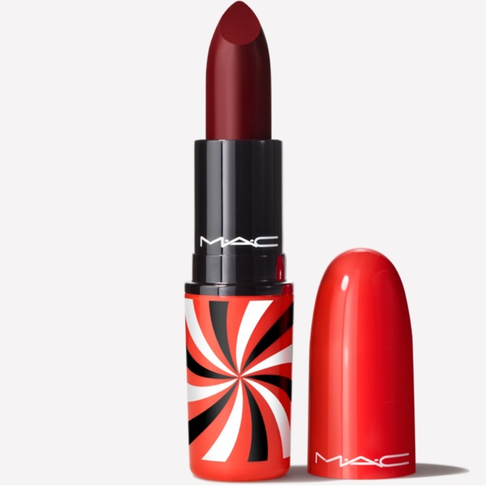 MAC Matte Lipstick Magic Charmer
